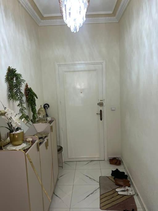 Appartement Centre 600M Plage طنجة المظهر الخارجي الصورة