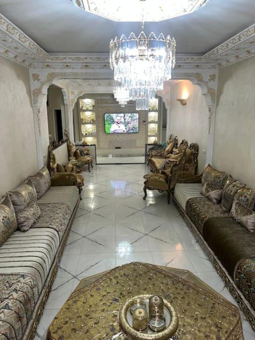 Appartement Centre 600M Plage طنجة المظهر الخارجي الصورة